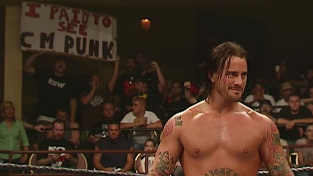 ¿Contra quién debutó CM Punk en la WWE?