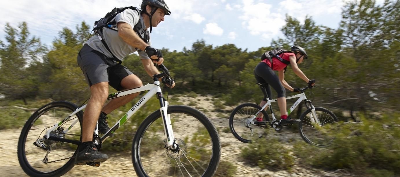 Si te dieran a elegir entre bicicleta de montaña o de carretera, ¿cuál elegirías?