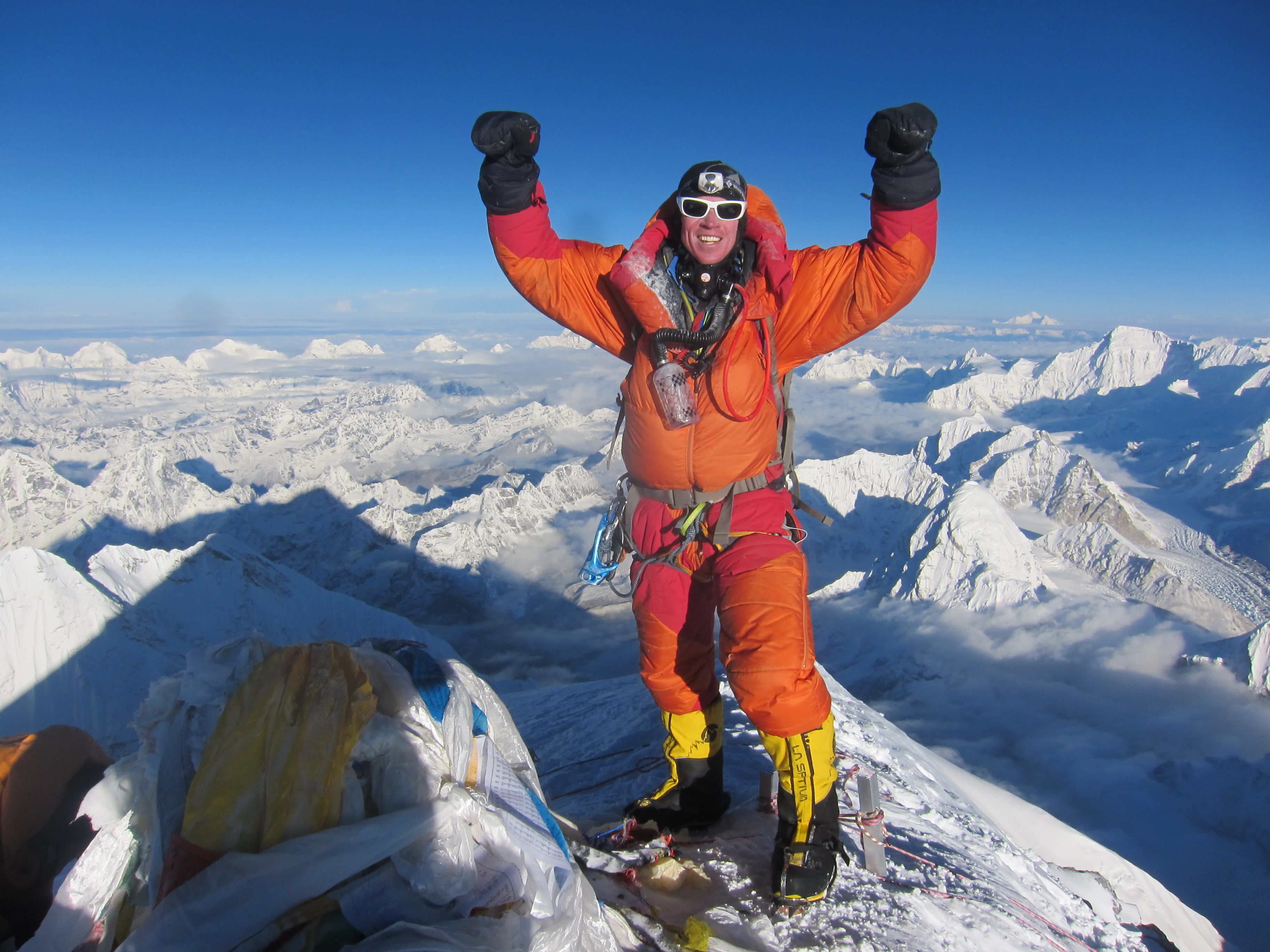 mt everest summit        
        <figure class=