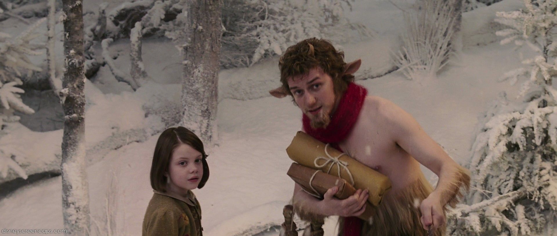 Edmund llega también a Narnia pero, ¿qué hace cuando Lucy se lo explica a sus otros dos hermanos?