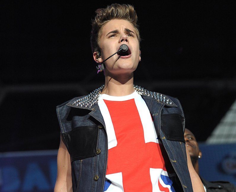 ¿Cuál es la nacionalidad de Justin Bieber?