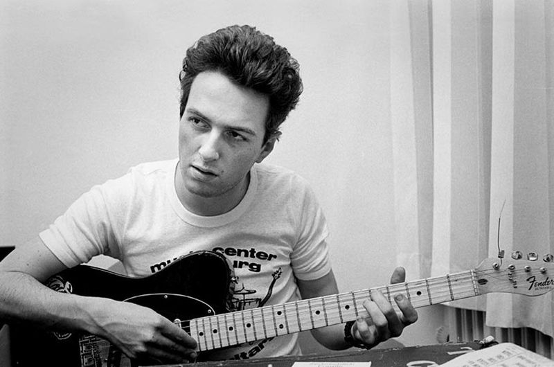 Joe Strummer (Cantante de The Clash)