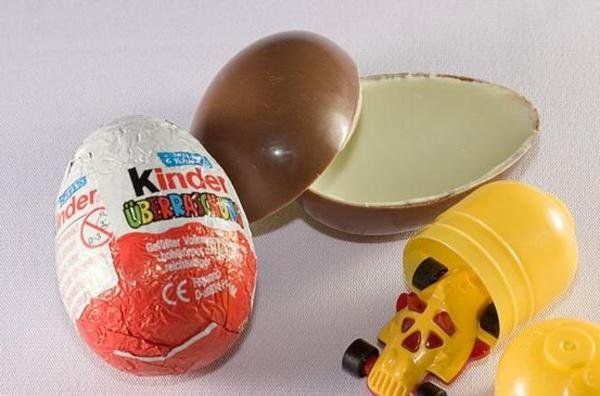 Este país Prohibió Comer Huevo Sorpresa/Kinder