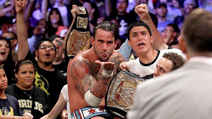 ¿Cuántas estrellas recibió el combate CM Punk vs  John Cena en Money in the Bank 2011?